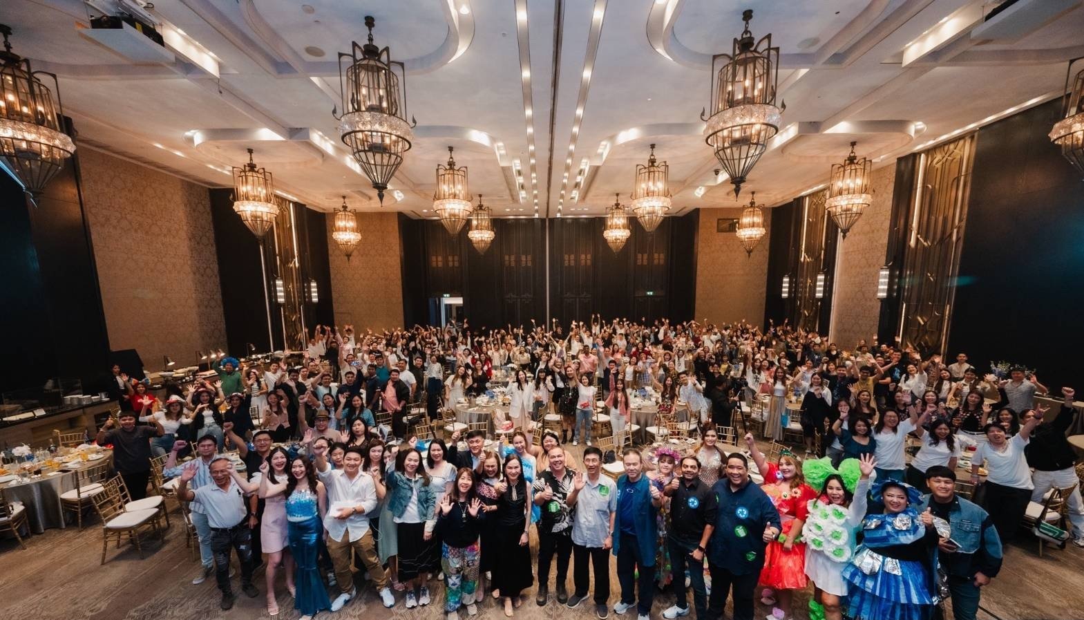 ฟอลคอนประกันภัยจัดใหญ่ "Staff Party 2025" พร้อมฉลองเป็นบริษัทในกลุ่ม “Fairfax Financial Holdings” ติดอันดับ “Fortune Global 500 (2024)”