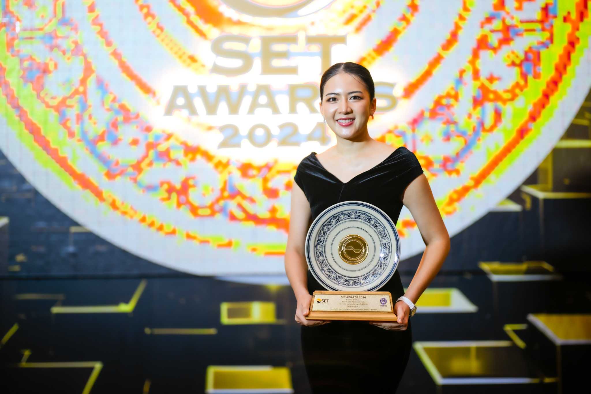 “IIG” คว้ารางวัลเกียรติยศ Best Investor Relations Awards จากเวที SET Awards 2024