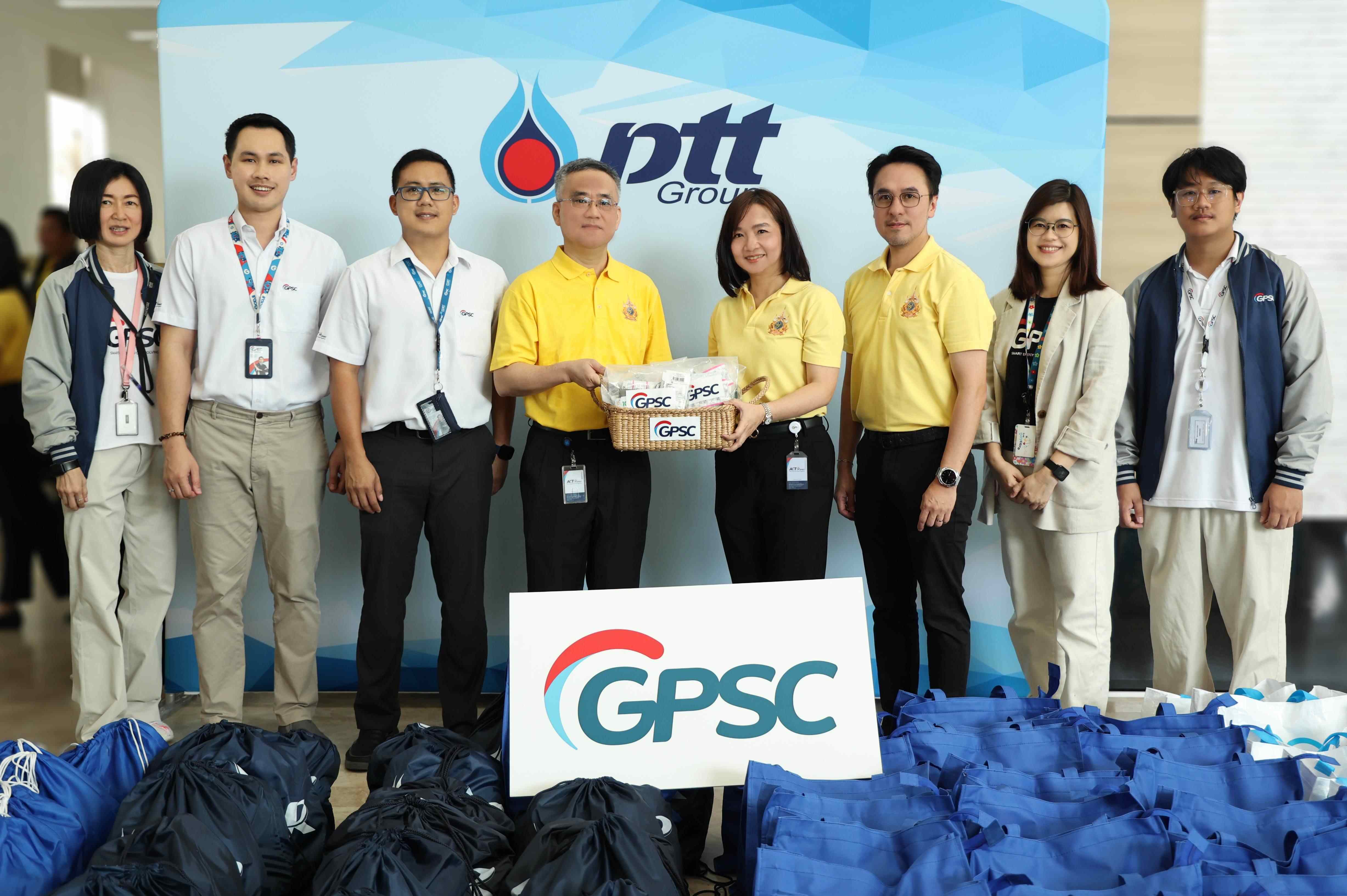 ภาพประกอบข่าว GPSC ร่วมกับกลุ่ม ปตท. มอบถุงยังชีพช่วยผู้ประสบภัยน้ำท่วมภาคเหนือ (1) (2).jpg