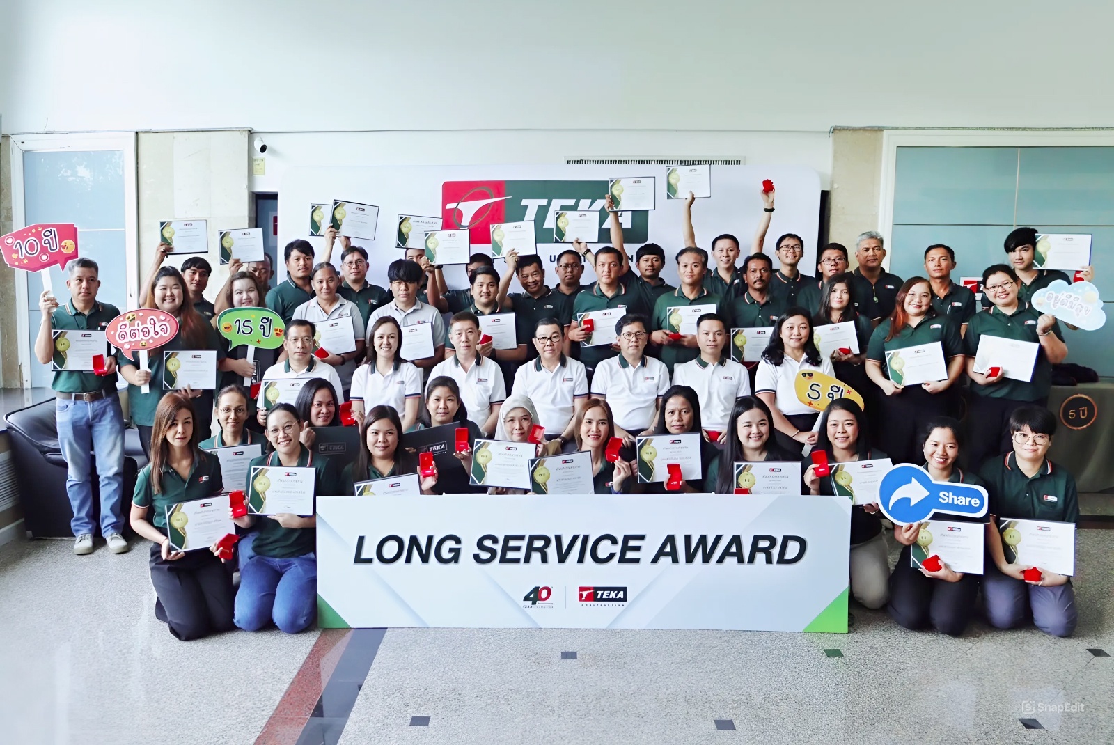 TEKA_จัดพิธีมอบเกียรติบัตรอายุงาน Long Service.jpg