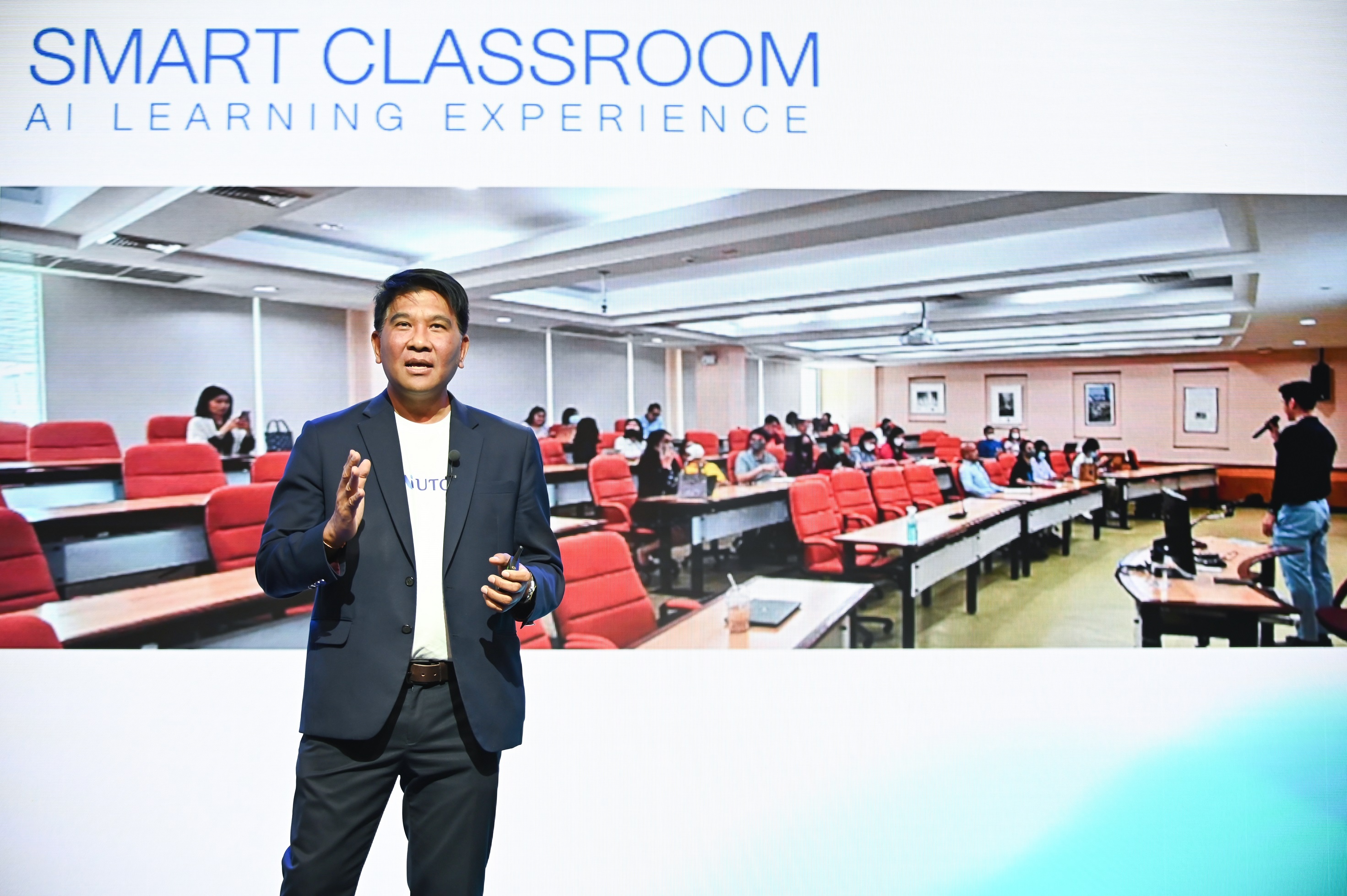 ม.หอการค้าไทย จับมือ หัวเว่ย เตรียมพร้อมติดตั้ง Wifi 7 แห่งแรกในเอเชียแปซิฟิก เดินหน้าขับเคลื่อน AI UTCC พัฒนาทักษะการเรียนรู้ของนักศึกษาในยุคดิจิทัล